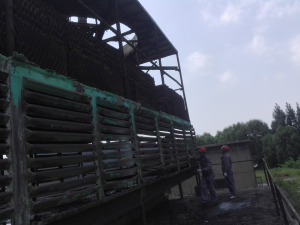 ��s���S��